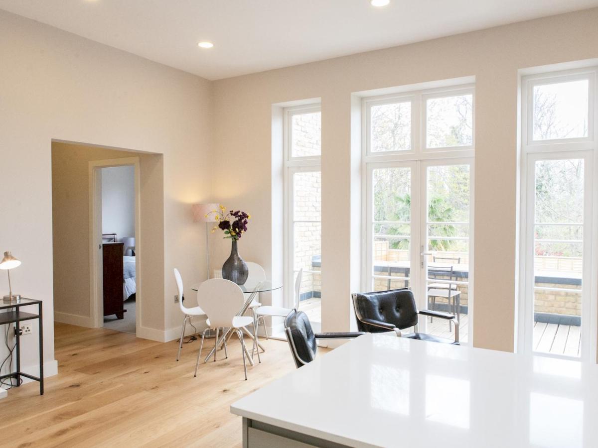 Pass The Keys - Spacious Flat With Private Sun Terrace In South East Лондон Экстерьер фото